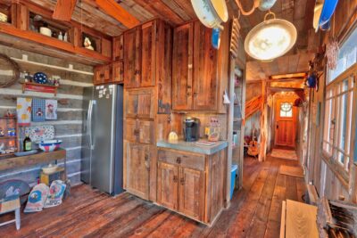 Timberwolf Narrows Camp